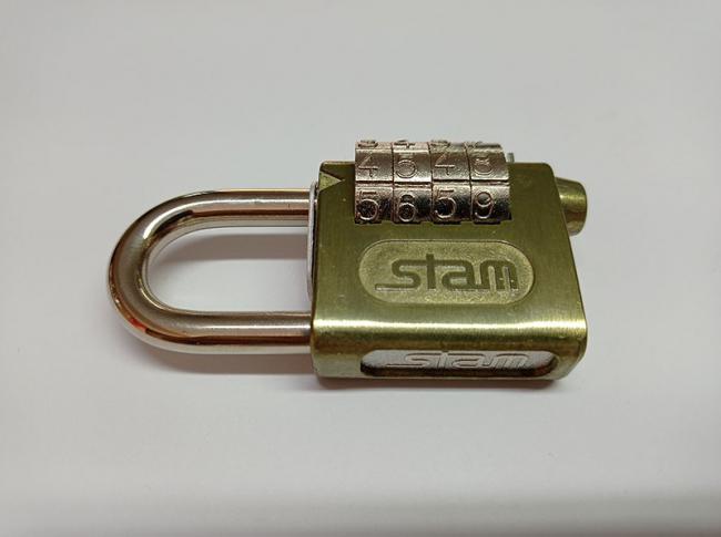 Cadeado com segredo STAM